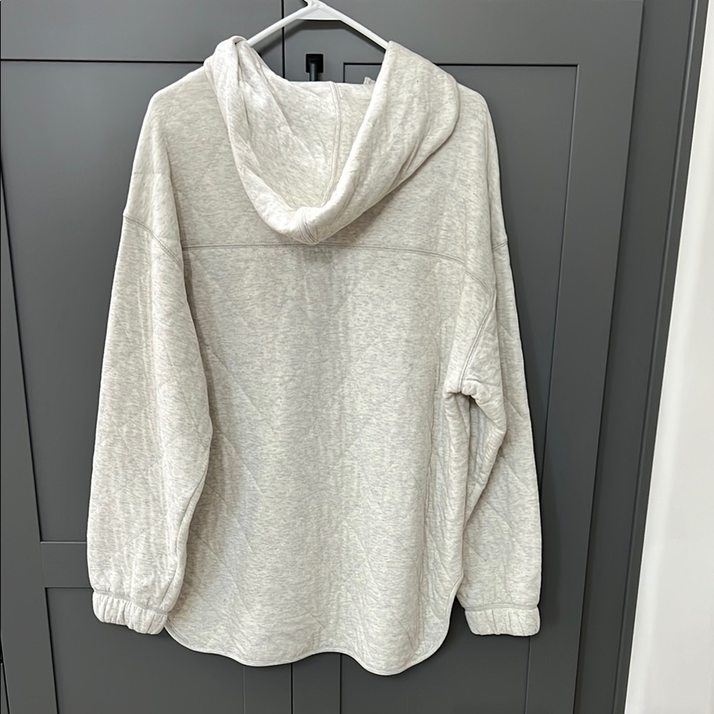 Old Navy Gray/Cream Heather Oversized Quilted Hoodie Sweatshirt - Picture 6 of 8